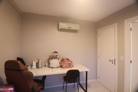 Suite 1 de apartamento à venda com 3 quartos, 125m² em Marechal Rondon, Canoas