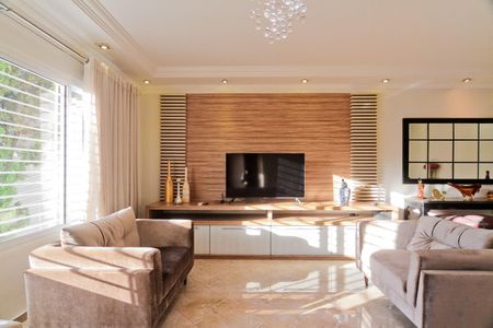 Sala de casa para alugar com 4 quartos, 480m² em Vila Paiva, São Paulo