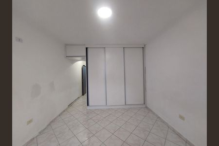 Suíte de casa para alugar com 2 quartos, 180m² em Jardim Itapura, São Paulo
