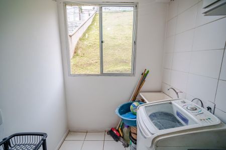 Área de Serviço de apartamento para alugar com 2 quartos, 45m² em Jardim Amaralina, São Paulo