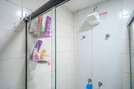Banheiro de apartamento para alugar com 2 quartos, 45m² em Jardim Amaralina, São Paulo