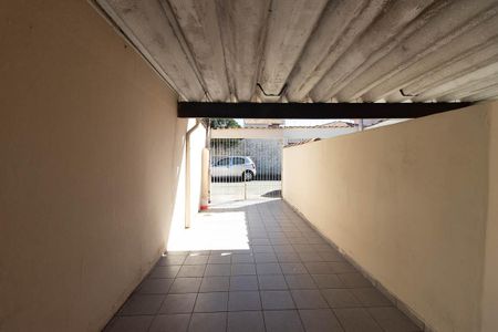 Casa para alugar com 70m², 2 quartos e 1 vaga Casa para alugar com 70m², 2 quartos e 1 vagaGaragem