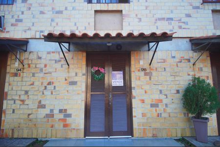 Casa de condomínio à venda com 44m², 2 quartos e 1 vagaFachada do bloco
