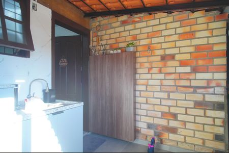 Casa de condomínio à venda com 44m², 2 quartos e 1 vagaÁrea de Serviço