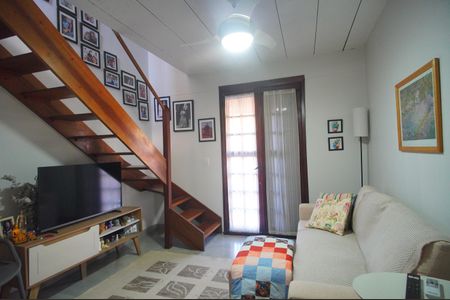 Casa de Condomínio à venda com 2 quartos, 44m² em Vicentina, São Leopoldo