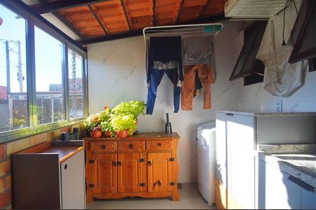 Casa de condomínio à venda com 44m², 2 quartos e 1 vagaÁrea de Serviço