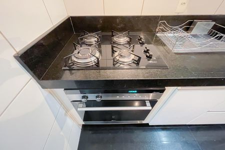 Apartamento à venda com 74m², 3 quartos e 2 vagas Apartamento à venda com 74m², 3 quartos e 2 vagasCozinha e Área de Serviço