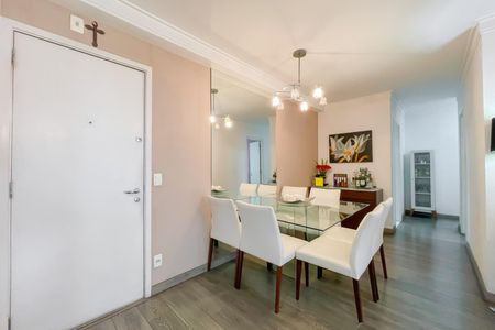 Apartamento à venda com 74m², 3 quartos e 2 vagas Apartamento à venda com 74m², 3 quartos e 2 vagasSala