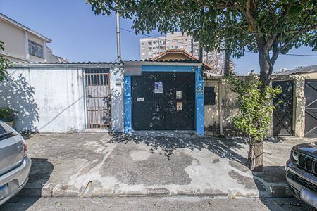 fachada de casa para alugar com 3 quartos, 150m² em Vila Gumercindo, São Paulo