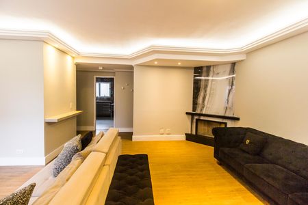Sala de casa de condomínio à venda com 4 quartos, 180m² em Residencial Tambore Iii, Santana de Parnaíba