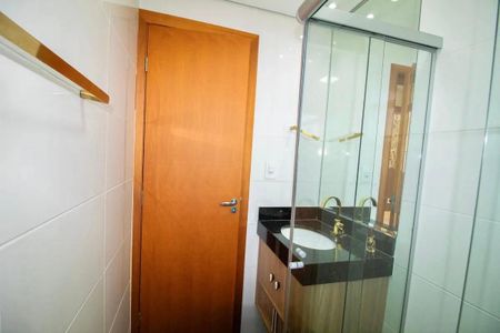 Apartamento para alugar com 180m², 3 quartos e 2 vagas
