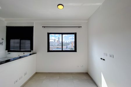 Sala de apartamento à venda com 2 quartos, 48m² em Vila Invernada, São Paulo