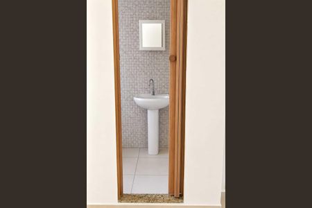 Apartamento para alugar com 42m², 2 quartos e sem vaga Apartamento para alugar com 42m², 2 quartos e sem vagaBanheiro
