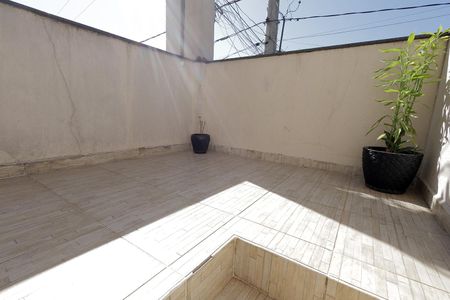 Quintal de apartamento à venda com 2 quartos, 55m² em Vila Guiomar, Santo André