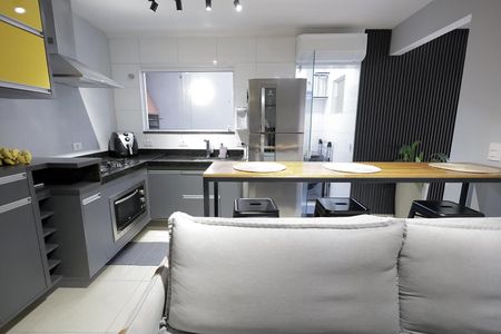 Apartamento à venda com 55m², 2 quartos e 1 vaga Apartamento à venda com 55m², 2 quartos e 1 vagaSala e Cozinha
