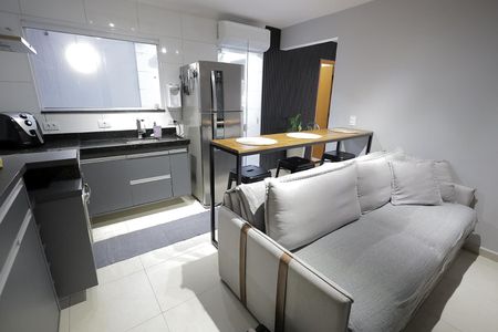 Apartamento à venda com 55m², 2 quartos e 1 vaga Apartamento à venda com 55m², 2 quartos e 1 vagaSala e Cozinha