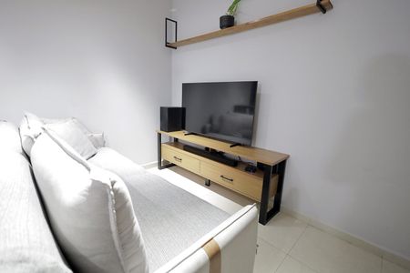Apartamento à venda com 55m², 2 quartos e 1 vaga Apartamento à venda com 55m², 2 quartos e 1 vagaSala e Cozinha