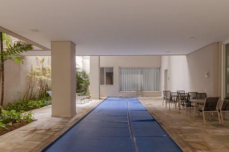 Apartamento à venda com 70m², 1 quarto e 1 vagaÁrea comum - Piscina