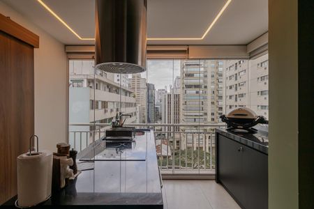 Cozinha de apartamento à venda com 1 quarto, 70m² em Itaim Bibi, São Paulo