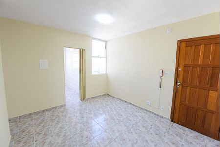 Apartamento para alugar com 2 quartos, 56m² em Estiva, Taubaté