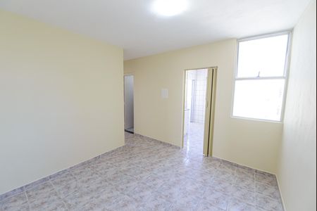 Sala de apartamento para alugar com 2 quartos, 56m² em Estiva, Taubaté