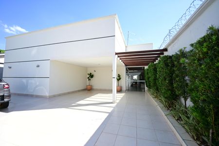 Casa à venda com 440m², 4 quartos e 4 vagas