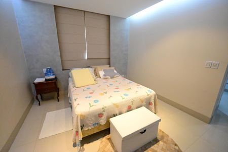 Casa à venda com 440m², 4 quartos e 4 vagas