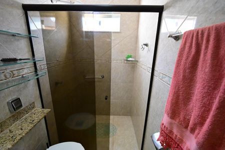 Casa à venda com 4 quartos, 440m² em Jardim Ana Lúcia, Goiânia