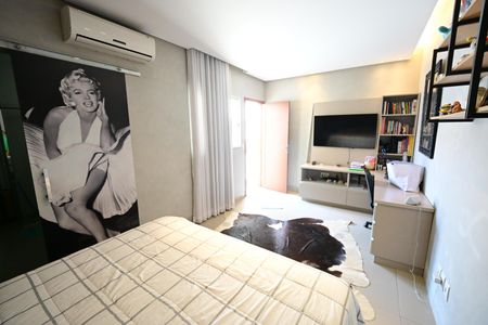 Casa à venda com 440m², 4 quartos e 4 vagas