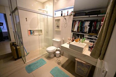 Casa à venda com 440m², 4 quartos e 4 vagas