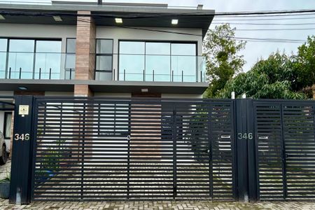 Casa para alugar com 150m², 2 quartos e 1 vaga Casa para alugar com 150m², 2 quartos e 1 vagaFachada
