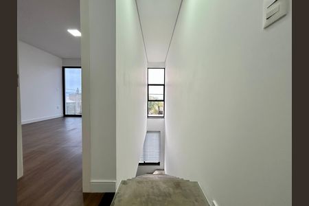 Escada de casa para alugar com 2 quartos, 150m² em Rio Tavares, Florianópolis