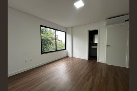 Casa para alugar com 150m², 2 quartos e 1 vaga Casa para alugar com 150m², 2 quartos e 1 vagaSuíte 2