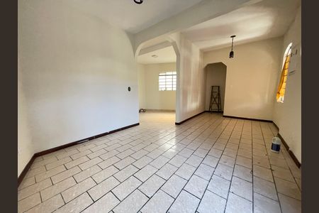 Casa para alugar com 3 quartos, 166m² em Vila Nova Alba, São Paulo