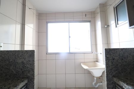 Área de Serviço de apartamento para alugar com 3 quartos, 75m² em Jardim Patricia, Uberlândia