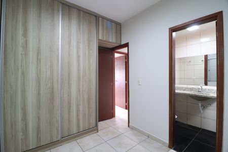 Apartamento para alugar com 75m², 3 quartos e 1 vagaQuarto 3 - Suíte