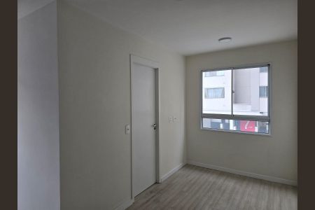 Sala de apartamento à venda com 2 quartos, 36m² em Vila das Bandeiras, Guarulhos