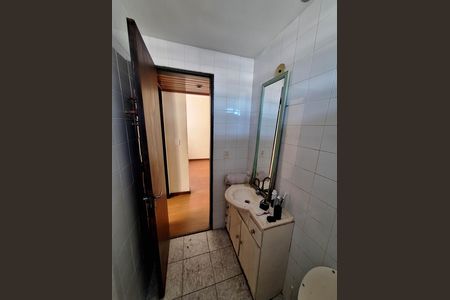 Apartamento à venda com 71m², 2 quartos e 1 vaga Apartamento à venda com 71m², 2 quartos e 1 vagaBanheiro social