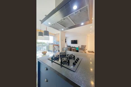 Casa de condomínio à venda com 64m², 2 quartos e 2 vagas Casa de condomínio à venda com 64m², 2 quartos e 2 vagasCozinha e Área de Serviço