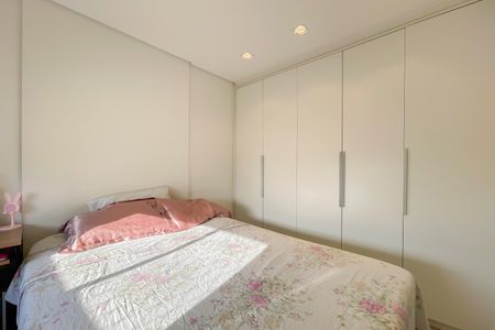 Suíte de casa de condomínio à venda com 2 quartos, 64m² em Jardim das Flores, Osasco