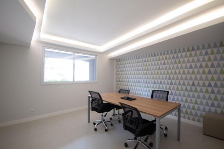 Casa de condomínio à venda com 64m², 2 quartos e 2 vagas Casa de condomínio à venda com 64m², 2 quartos e 2 vagasHome Office