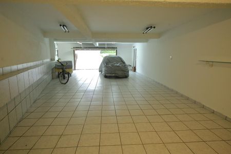 Garagem  de casa para alugar com 3 quartos, 284m² em Centro, São Bernardo do Campo