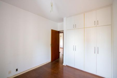 Apartamento à venda com 137m², 3 quartos e 2 vagas Apartamento à venda com 137m², 3 quartos e 2 vagasQuarto 2