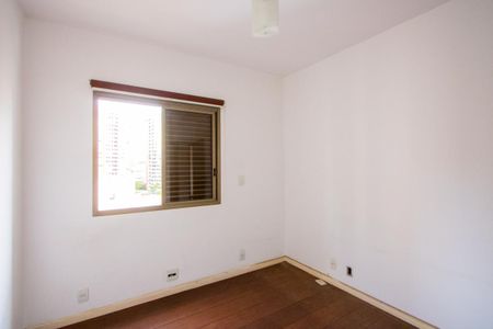 Apartamento à venda com 137m², 3 quartos e 2 vagas Apartamento à venda com 137m², 3 quartos e 2 vagasQuarto 2