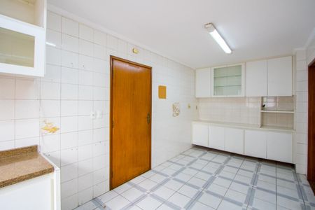 Apartamento à venda com 137m², 3 quartos e 2 vagas Apartamento à venda com 137m², 3 quartos e 2 vagasCozinha