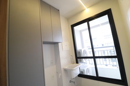 Área de Serviço de apartamento para alugar com 3 quartos, 110m² em Jardim Sul, Uberlândia