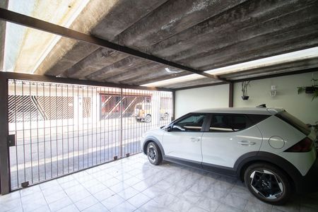 GARAGEM de casa à venda com 6 quartos, 170m² em Conjunto Residencial Paraiso, São Paulo