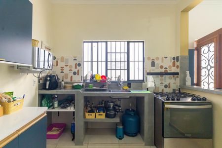 Casa à venda com 180m², 1 quarto e 2 vagas Casa à venda com 180m², 1 quarto e 2 vagasSala/Cozinha