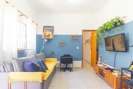 Casa à venda com 180m², 1 quarto e 2 vagas Casa à venda com 180m², 1 quarto e 2 vagasSala/Cozinha