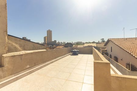 Sacada de casa à venda com 1 quarto, 180m² em Vila Carrão, São Paulo
